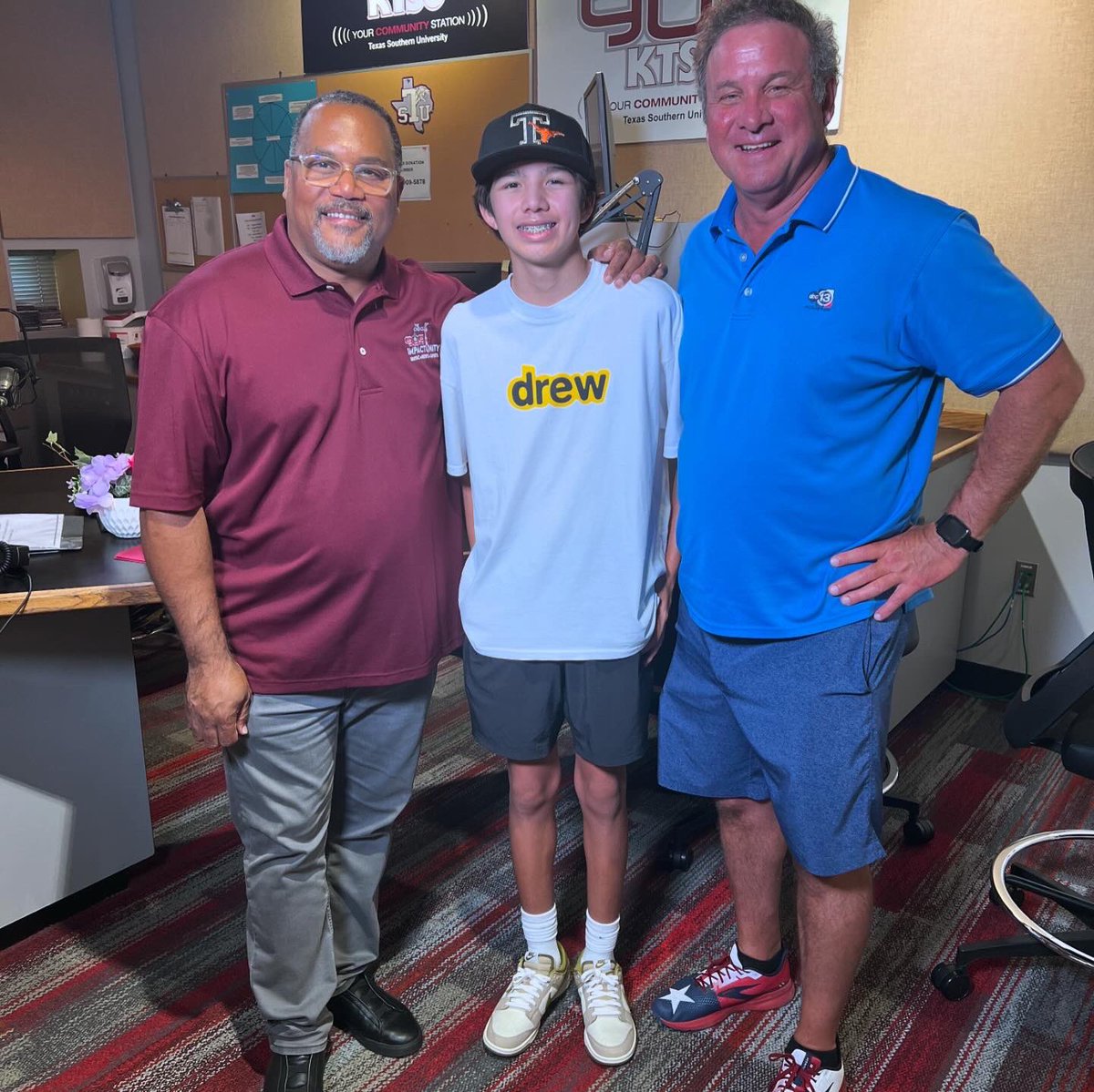 Behind the scenes with <a href="/abc13houston/">ABC13 Houston</a> Bob Slovak and Ernest Walker. Be sure to catch my interview on ABC 13 tonight at 6pm CT talking about Freedom Over Texas and more! 
#djrenner #freedomovertexas