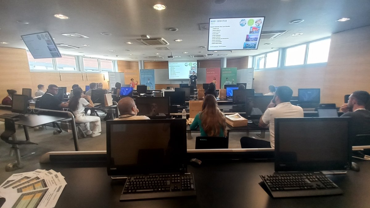 On June 19-20, <a href="/RECETOX/">RECETOX</a> hosted #Cyanometa Workshop #3 🇨🇿. This Visegrad Fund supported event focused on the in vitro models and their use in research of bioactive and toxic compounds of cyanobacterial origin.
More details below 👇
cyanometa.project.uj.edu.pl/workshop-3