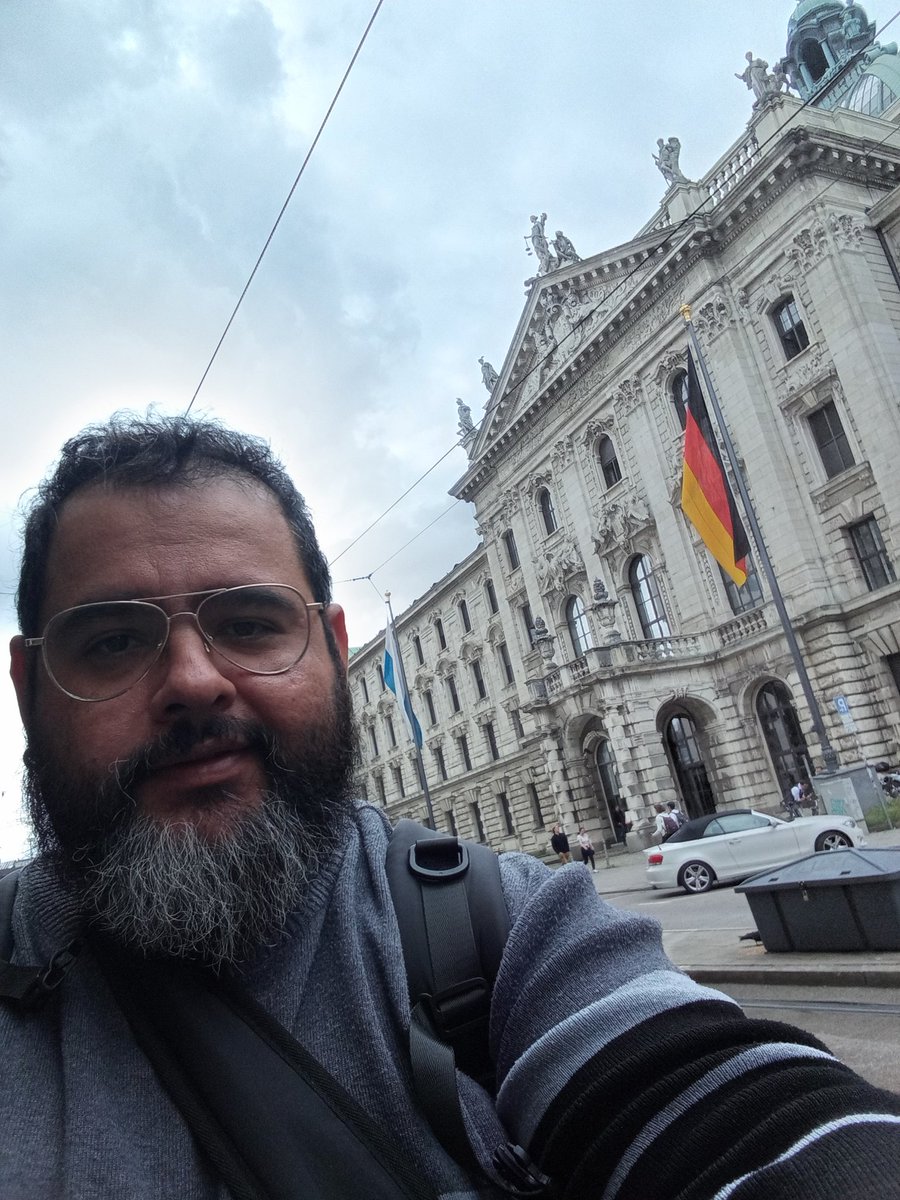 robertoloma's tweet photo. Múnich https://t.co/DiigRt2QIV