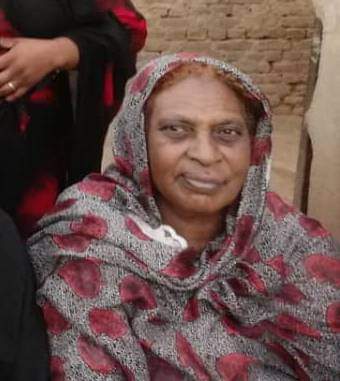 🚨 #مفقودة
امنا دي مختفية من اول يوم في الضرب و كانت في السوق و ما شايلة تلفون و ما حافظة اي رقم 
الاسم :الرضية علي عمر جابر
السكن: سنجة حي 14 
لو في زول لاقاها في اي مكان 
يتواصل ع الرقم ادناه 
0912483399  
او يرسل رسالة