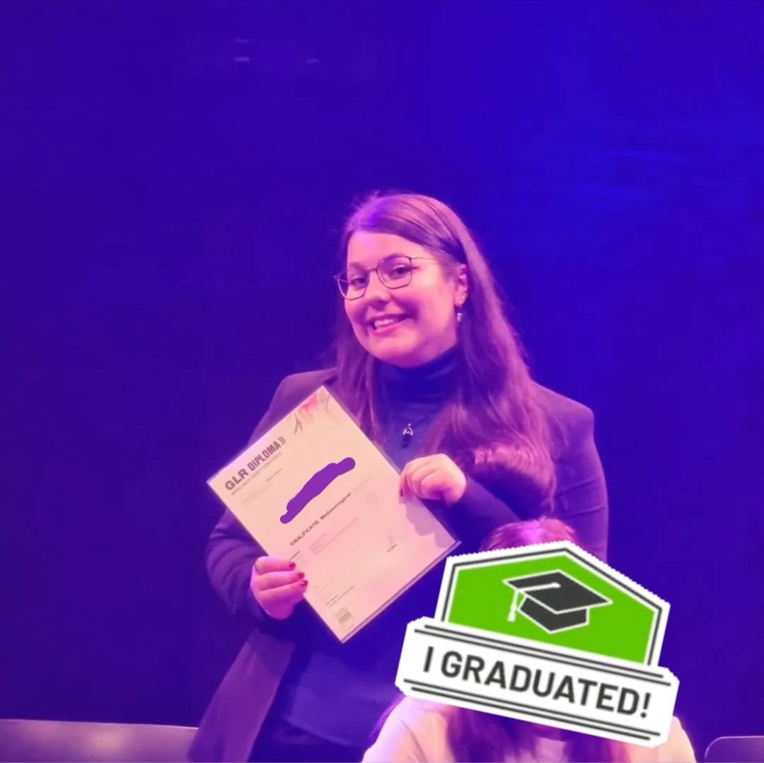 Yall. I officially gratuated. Got a year for myself now <3