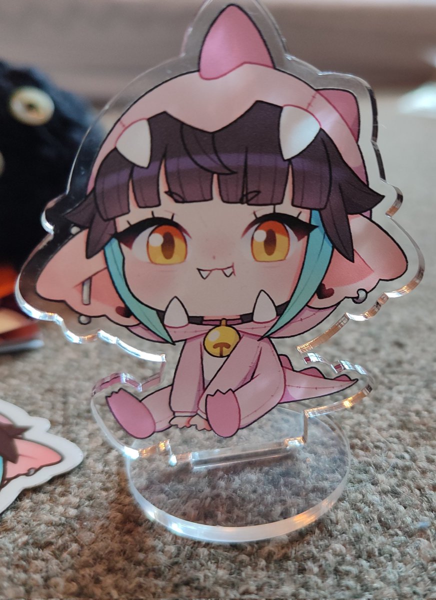 simonhawke_'s tweet photo. Dokomi Haul!!! I sadly don't remember all the artists, i'll have to go through all the business cards i got 🫣 
It was a really nice convention. I got to meet so many friends, old and new. ❤️ Thank you to everyone who made #dokomi2024 special!! 🥰 https://t.co/rGv4BoqsJP