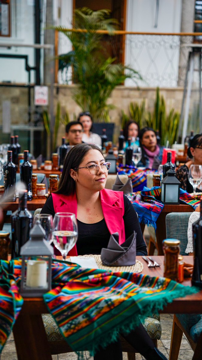El Hotel Mama Cuchara es la casa que recibe hoy a #cuenca donde varios operadores turísticos son testigos de lo que nuestra #AtenasDelEcuador ofrece para el país y el mundo 🇪🇨🎒🛩
