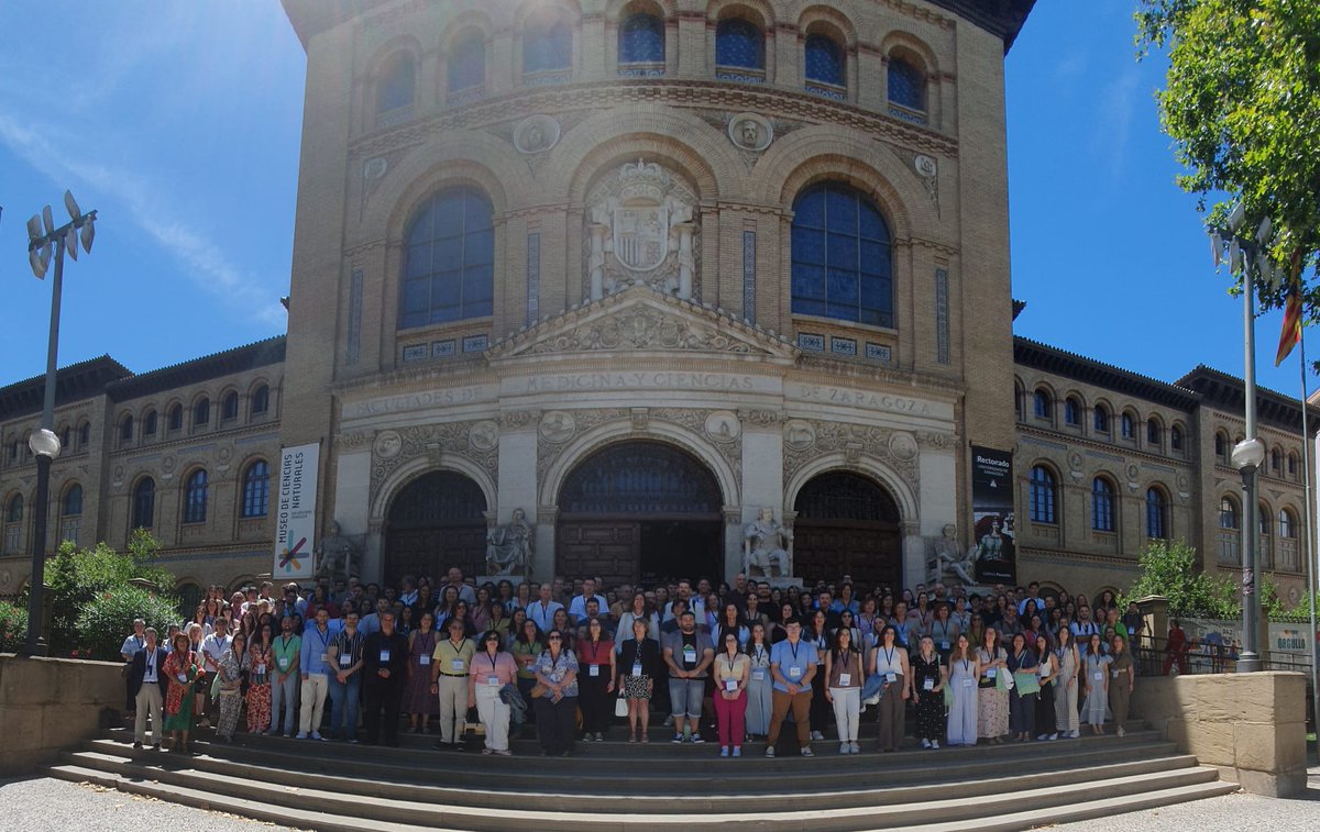 SEQA2024 (@seqa2024) on Twitter photo Clausurada la XXIV reunión de la Sociedad Española de Química Analítica @seqa_2024 . Muchas gracias a todos por vuestra asistencia !
<a href="/UccUnizar/">UCC unizar</a> <a href="/Ciencias_Unizar/">Ciencias_Unizar</a> <a href="/unizar/">Universidad Zaragoza</a> <a href="/Aragoninvestiga/">Aragón Investiga</a> Clausurada la XXIV reunión de la Sociedad Española de Química Analítica @seqa_2024 . Muchas gracias a todos por vuestra asistencia !
<a href="/UccUnizar/">UCC unizar</a> <a href="/Ciencias_Unizar/">Ciencias_Unizar</a> <a href="/unizar/">Universidad Zaragoza</a> <a href="/Aragoninvestiga/">Aragón Investiga</a>