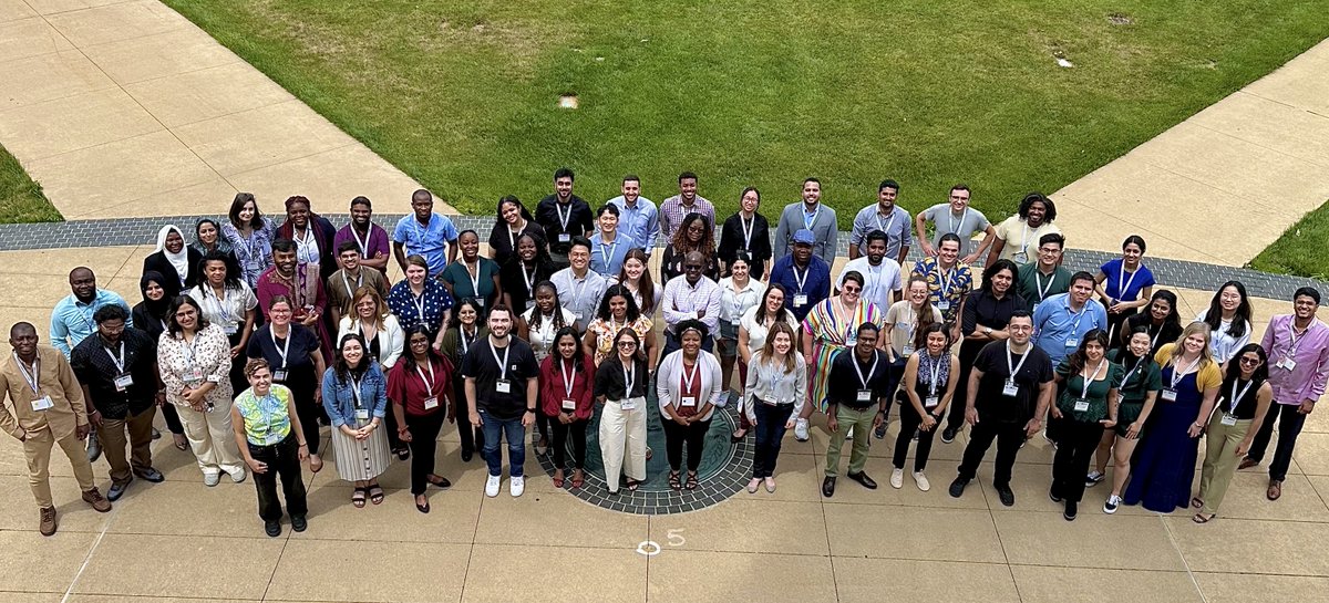 Diversity_Chem's tweet photo. 🌟That’s a wrap on MWRDC 2024! 🌟A heartfelt thank you to all our incredible attendees, mentors, and speakers who made this event a phenomenal success! Your passion, insights, and dedication to advancing diversity in the field of chemistry are truly inspiring!!! #MWRDC2014 #DEI https://t.co/npLCQzNbKE