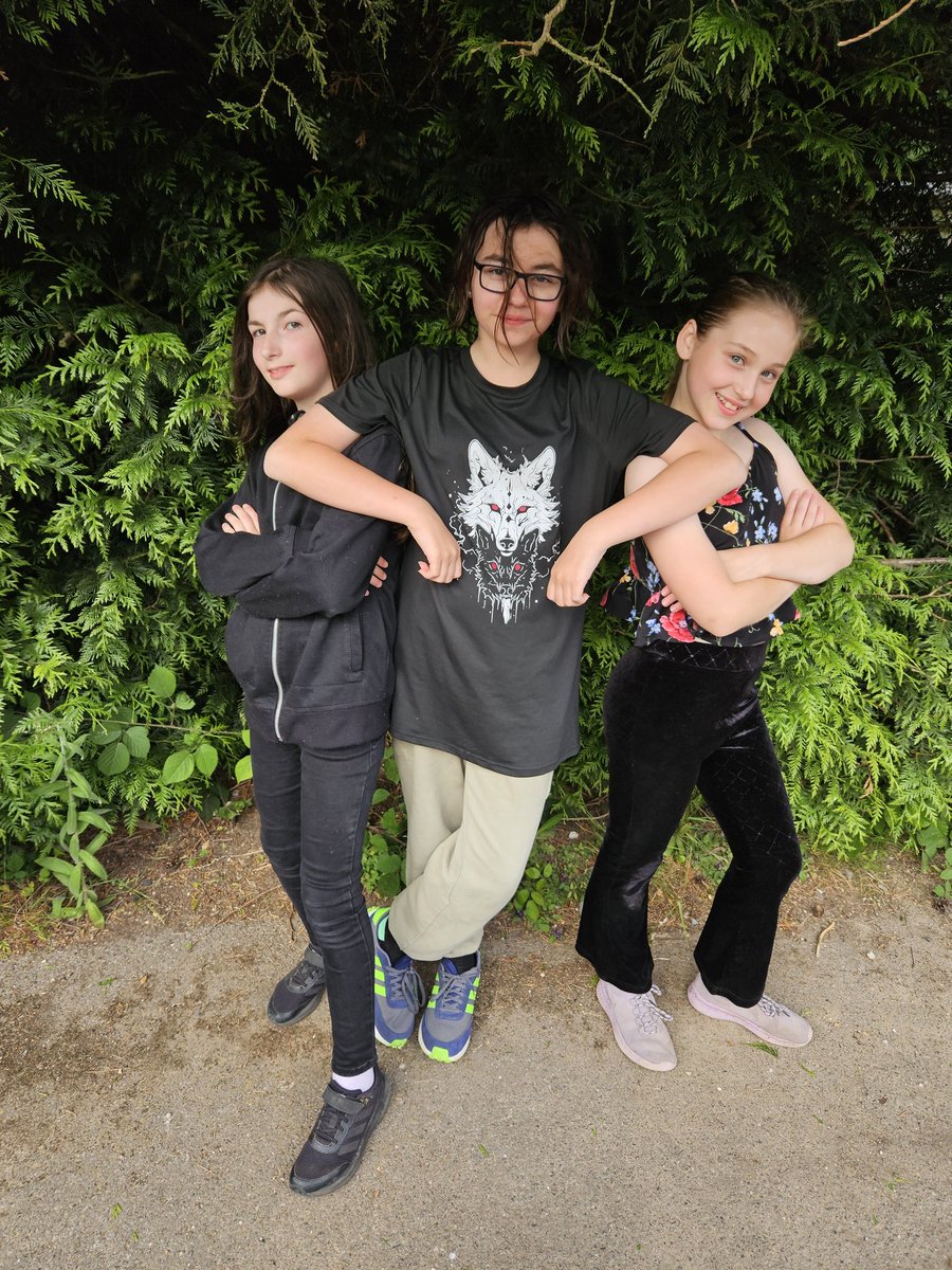 StLawrenceCEPr1's tweet photo. 💃🎶❤️ DISCO TIME ❤️🎶🕺

Hawthorn are enjoying their last night at Marchants Hill. We are party ready and about to get dancing!

Please scroll through ALL the photos to see two absolute super stars of the week who have made Year 6 have the best week!  #Partyready 
❤️🩷🧡💛💚🩵💜 https://t.co/wMRDAVioCZ