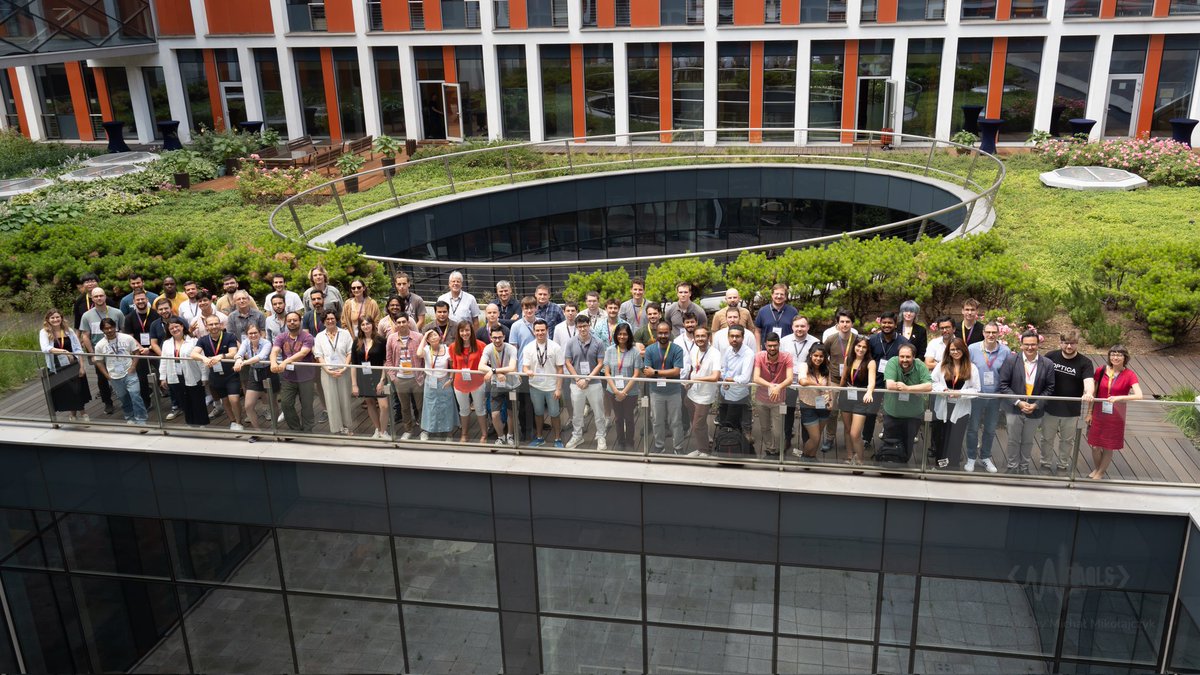 Mi_Karpinski's tweet photo. The Summer School on Mid-Infrared Quantum Sensing has come to an end. 18 lecturers, >50 posters, a week full of discussions, conversations &amp; networking. I enjoyed it a lot!
@project_MIRAQLS @CAMOP_UW @UniWarszawski https://t.co/i1qbgvAdRK