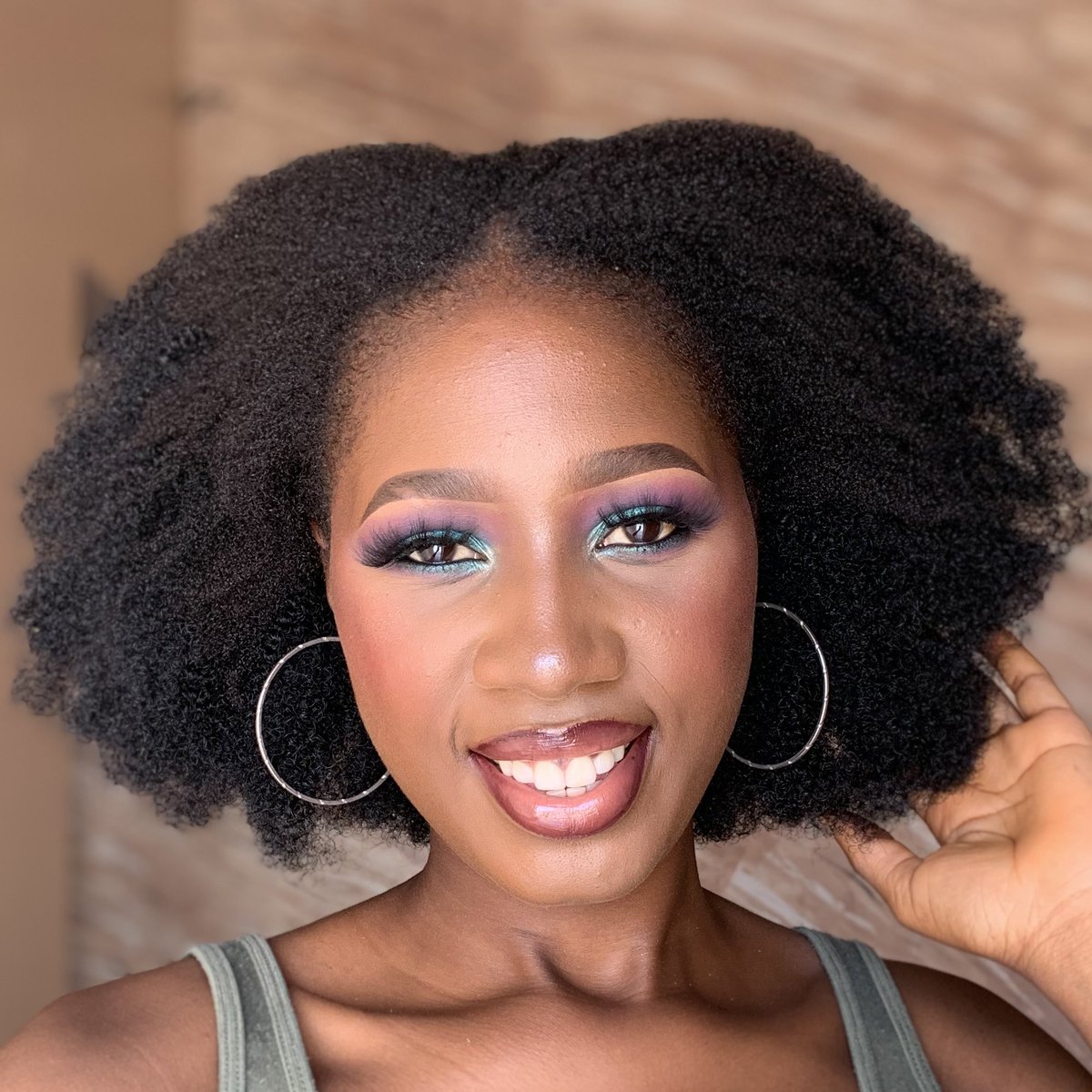 CAjijelek's tweet photo. Pretty Kinky 🥰
Here’s how I made my hair 👉🏾 https://t.co/sjjWWfxdak 👈🏾 https://t.co/tBFAN0Pgcp