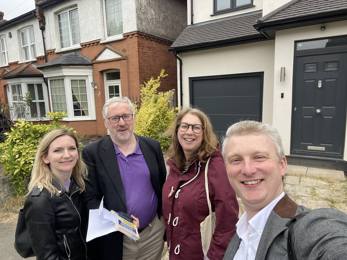 SamThurg's tweet image. Out with the fantastic @JuliaLopezMP tonight in Hornchurch &amp;amp; Upminster! 

Amazing response on the doorsteps!