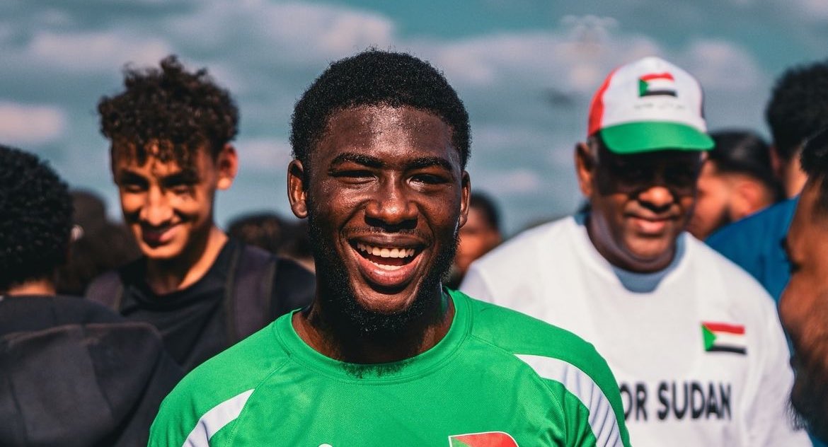 abdallahmaina2's tweet photo. I played a match for Sudan in Manchester 🇸🇩

May Allah grant them shifa and help the through their current situation 
#Sudan_War_Updates #manchester #tiktoker https://t.co/7v5TqIMwJ6