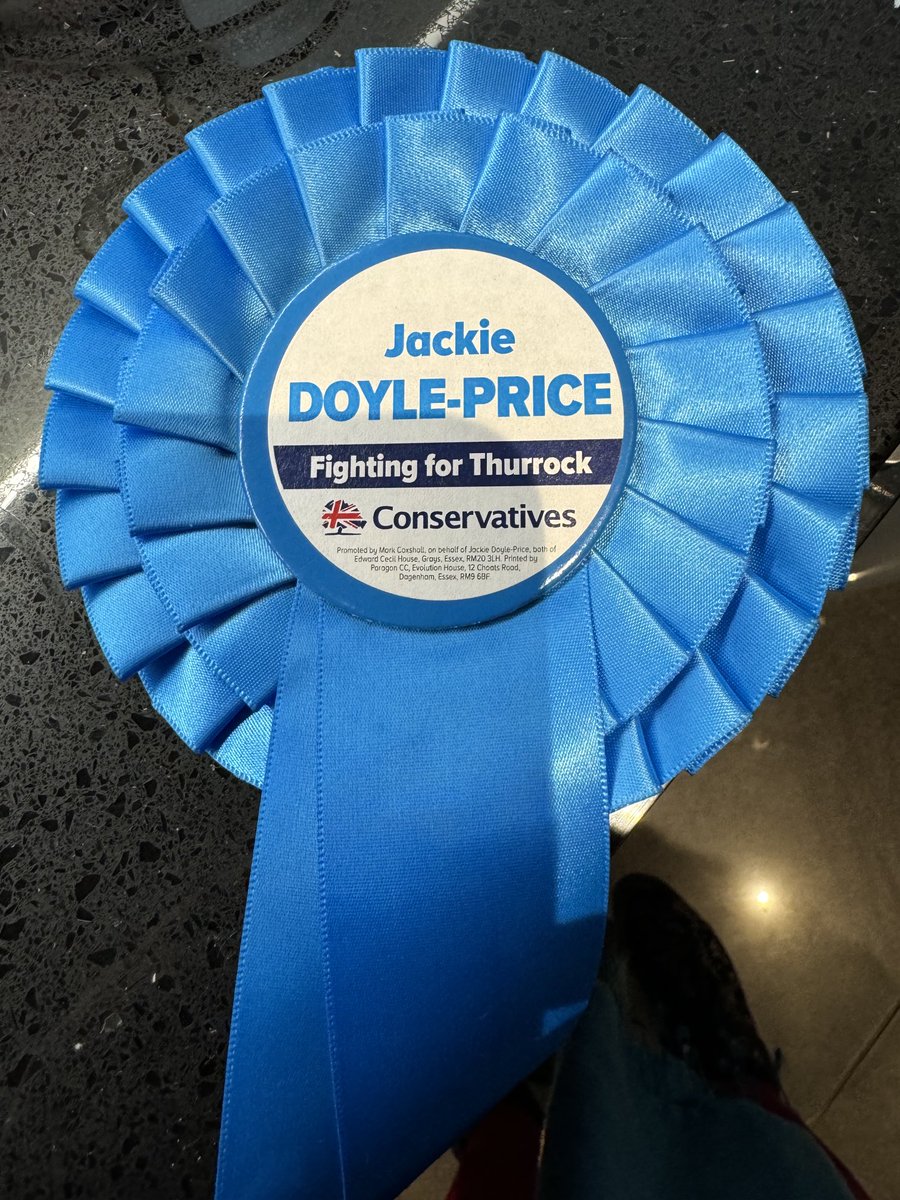 JackieDP's tweet photo. And there it is. Ready for tomorrow. I will always fight for the people of Thurrock. #voteconservative tomorrow https://t.co/Q6nn1WtNZk
