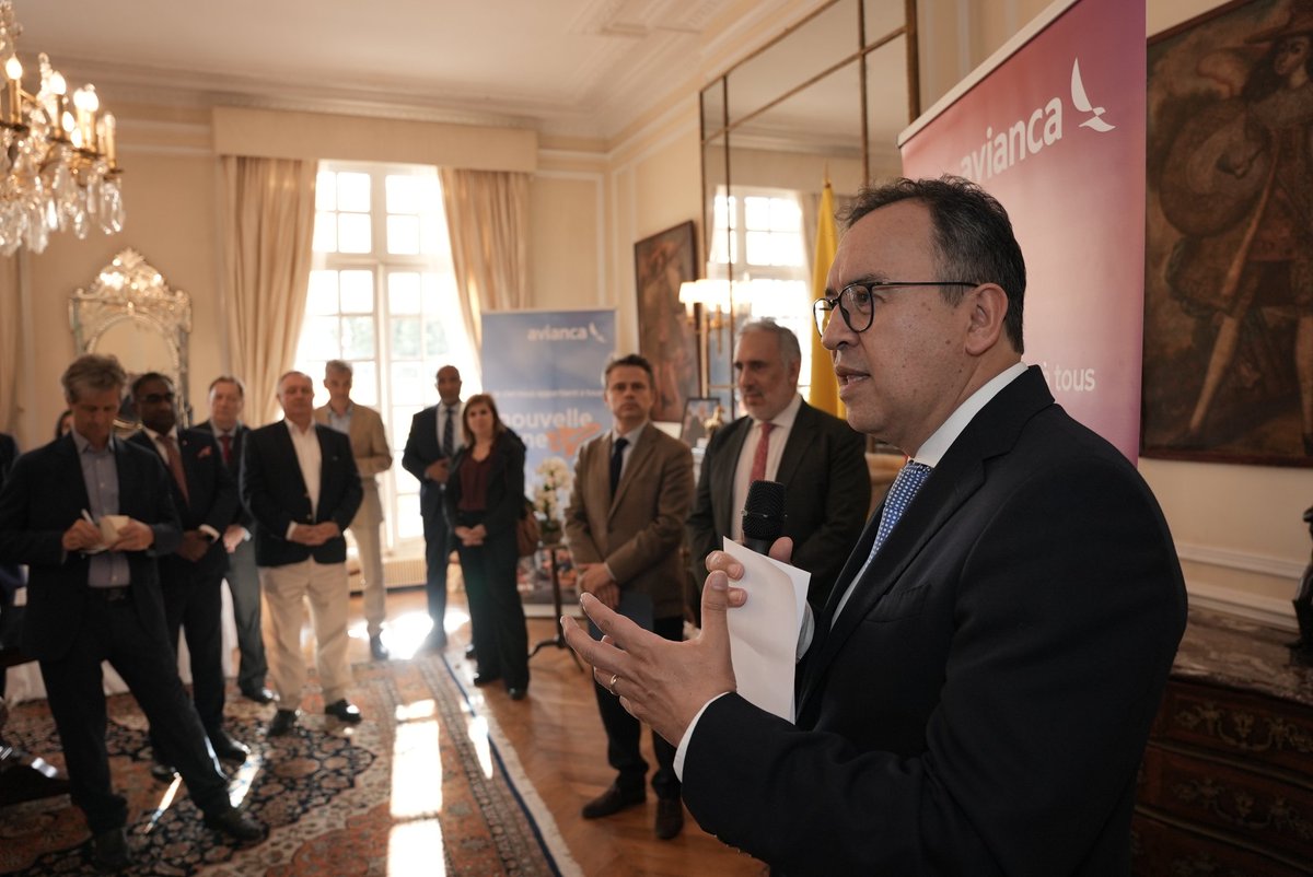 En la residencia del Embajador de Colombia en Francia, @AlfonsoPrada, se celebró el nuevo vuelo directo Bogotá-París <a href="/avianca/">avianca</a> destacando el impacto positivo del turismo en nuestra economía. Desde La Guajira hasta el Amazonas, el turismo impulsa sectores clave y crea oportunidades