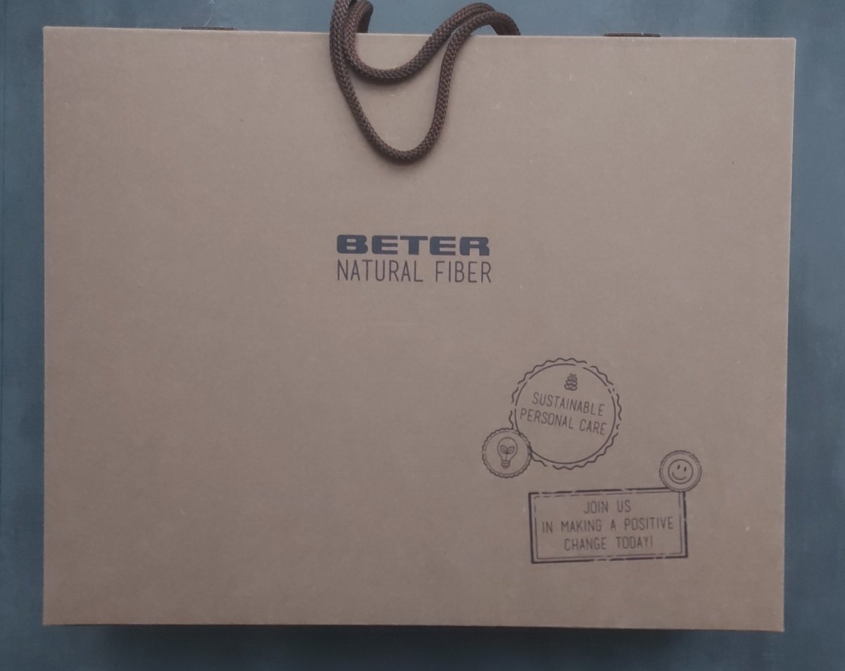 MTFS07's tweet image. Encantada con el premio recibido gracias @pprimor y a @BeterSpain es un KIT exclusivo de BETER Natural Fiber 💯❤️🎉

Son una pasada cualquiera de estos productos 😍

#pprimor #primor #perfumeriasprimor #hair #haircut #hairlove #hairfashion #hairstyle #sorteoganado #gracias