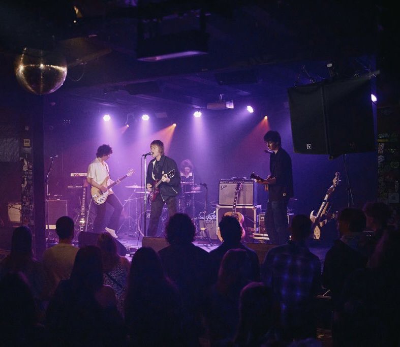 We play @therodeomag on the 31st July @lionsdenmcr with @thisiszela &amp; @brodiemilnermusic 
Get final tickets now from - linktr.ee/TheGlassHearts…