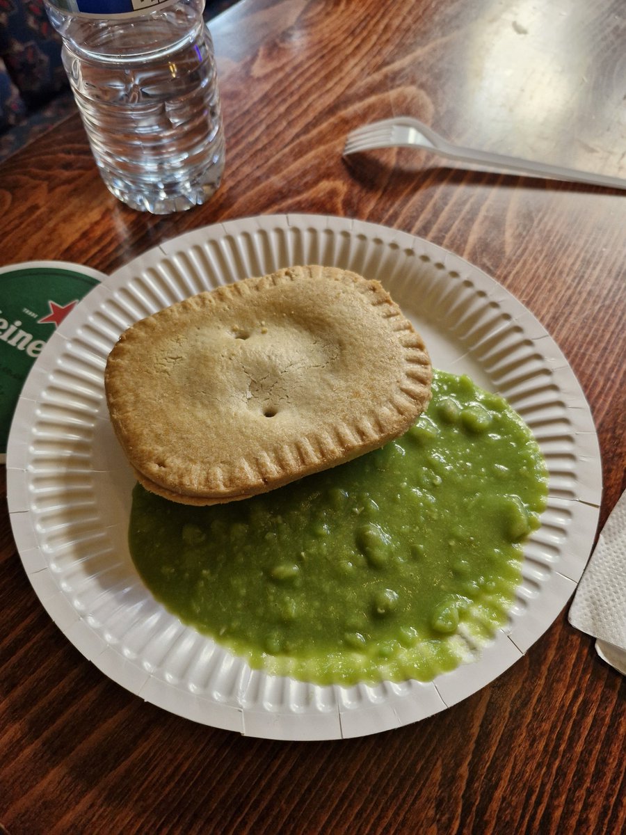 Return to road racing <a href="/TynedaleHarrier/">Tynedale Harriers</a> Pie and Peas 10km tonight. Love this event and happy with the time. 

Close to my 2014 result  when this whole running saga started