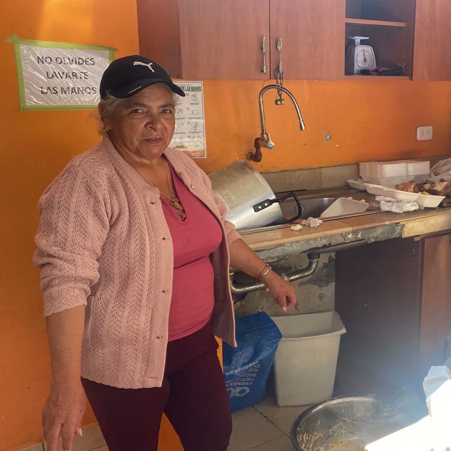 mazasorg's tweet photo. ¡Celebramos la unidad y el reconocimiento a los líderes barriales junto a la Unión de Barrios del Condado! 🏘️🤝 
En MAZAS, valoramos y apoyamos la comunidad, compartiendo momentos especiales con padres y madres que son verdaderos ejemplos. 💖✨ #UniónDeBarrios  #MAZAS https://t.co/dtkebza9mC