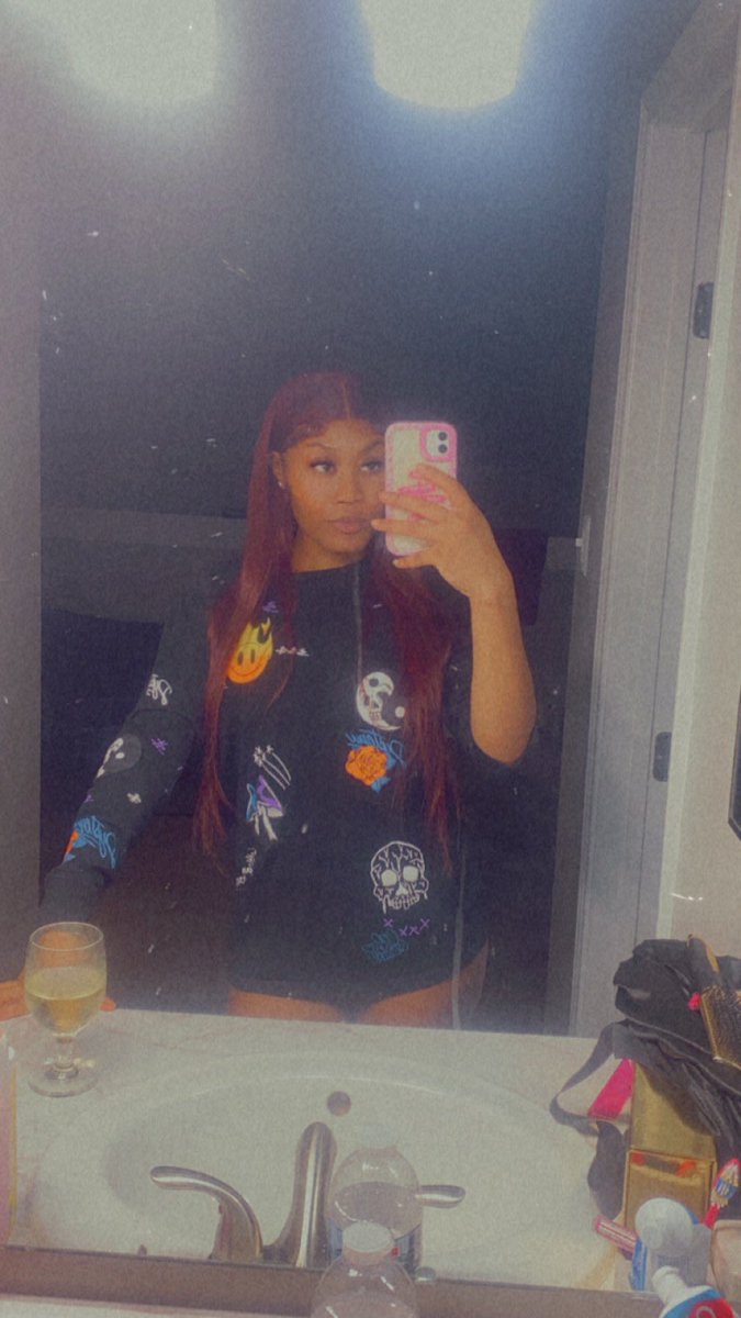 itsscne's tweet image. It’s Cancer Season Btch ! #July3rd 🎉♋️🥳🥳🥳🤝🏽 Happy 22nd Birthday To Mee