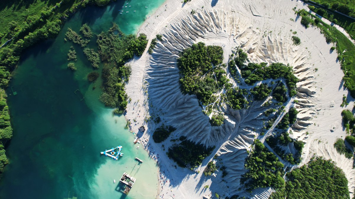 _Mo3_'s tweet photo. #RummyQuarry #Estonia https://t.co/NiKhCueHGG