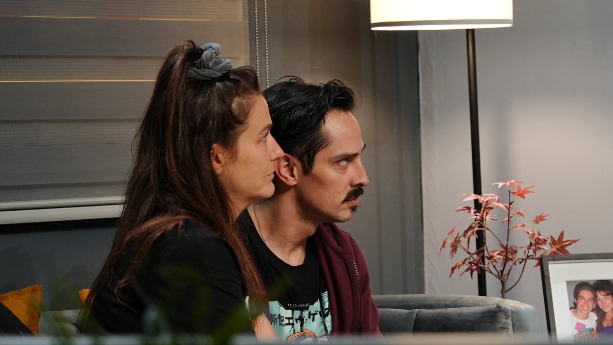 ¡Una huella en la actuación de “Los Perros” rumbo a la recta final en el Foro Shakespeare! 🐾 

Ven a presenciar esta escena que te hará mover la cola de risa y reflexión.

ÚLTIMAS 2 SEMANAS
📍 <a href="/ForoShakespeare/">Foro Shakespeare</a> 
📆 Miércoles y jueves a las 20:30 h
🎟️ bit.ly/Losperros