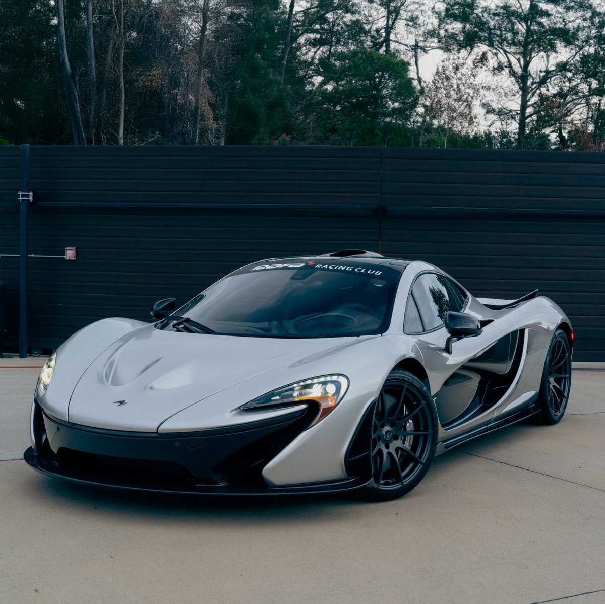 duPontREGISTRY's tweet photo. An incredible opportunity to own a pristine 2015 McLaren P1, showing just 21 miles!

This stunning P1 left the factory in Woking, England finished with a Supernova Silver exterior over a Carbon Black Alcantara interior with Stone Gray contrast stitching https://t.co/sZmYPR5R8X