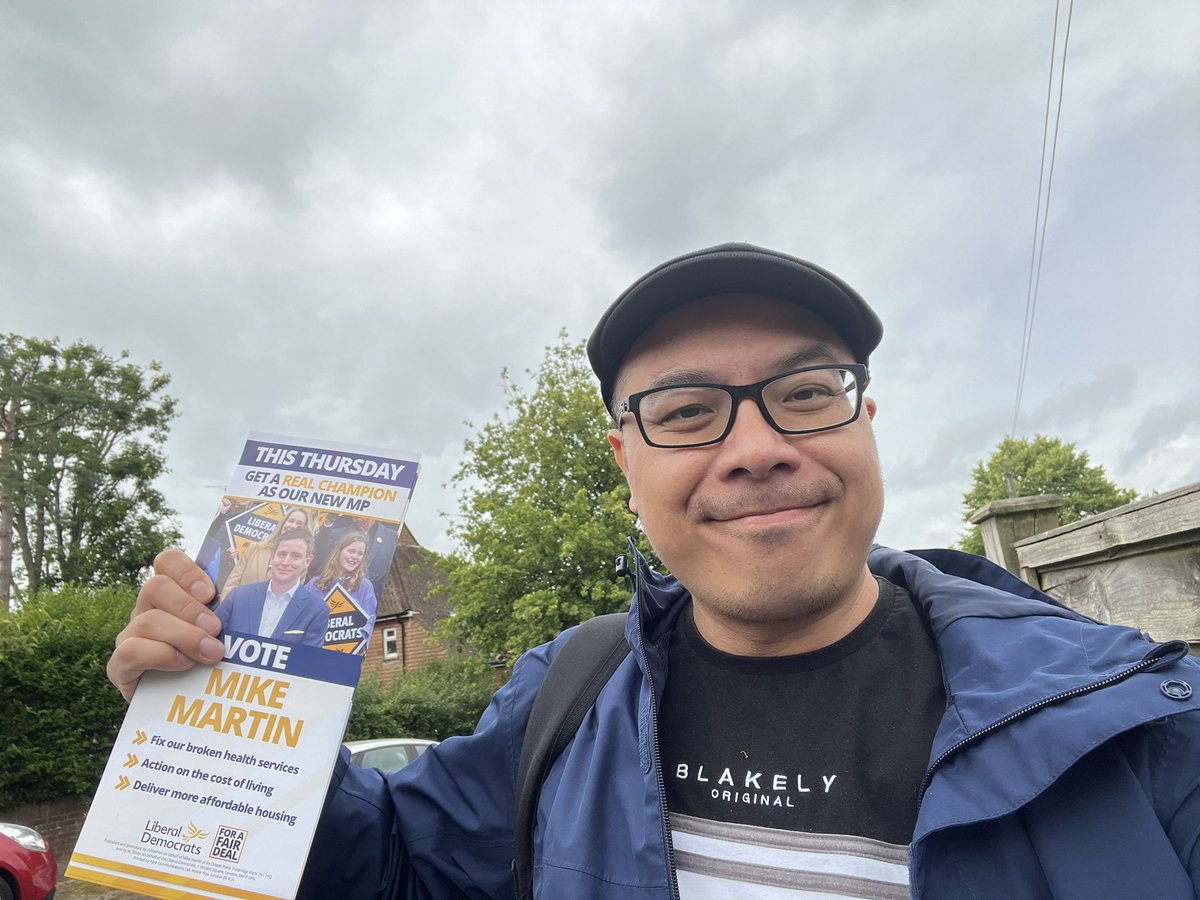 LarryNgan1's tweet image. Last day for delivery. I am in Tunbridge Wells to help out Mike Martin. We @LibDems have a good chance to win over there. 

Of course! Remember! Bring your photo ID, go to your polling station and #VoteLibDem on tomorrow! #ForAFairDeal #GeneralElections2024