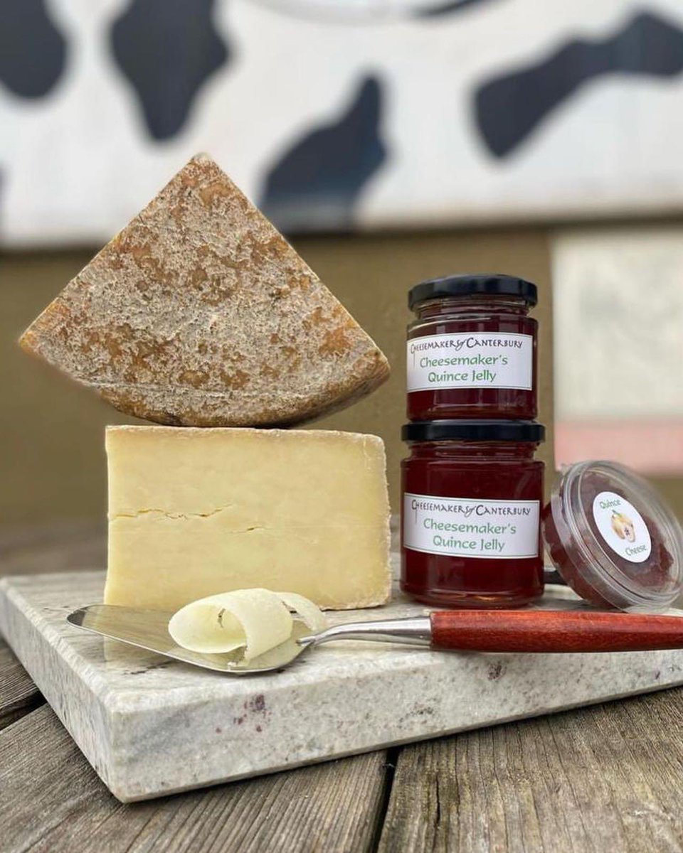 Name a better pairing than wine and cheese…

We are thrilled that Cheesemakers of Canterbury will be joining us at our Open House Event this Saturday.

Visit our Experiences page to discover more and place your booking: simpsonswine.com/pages/experien…