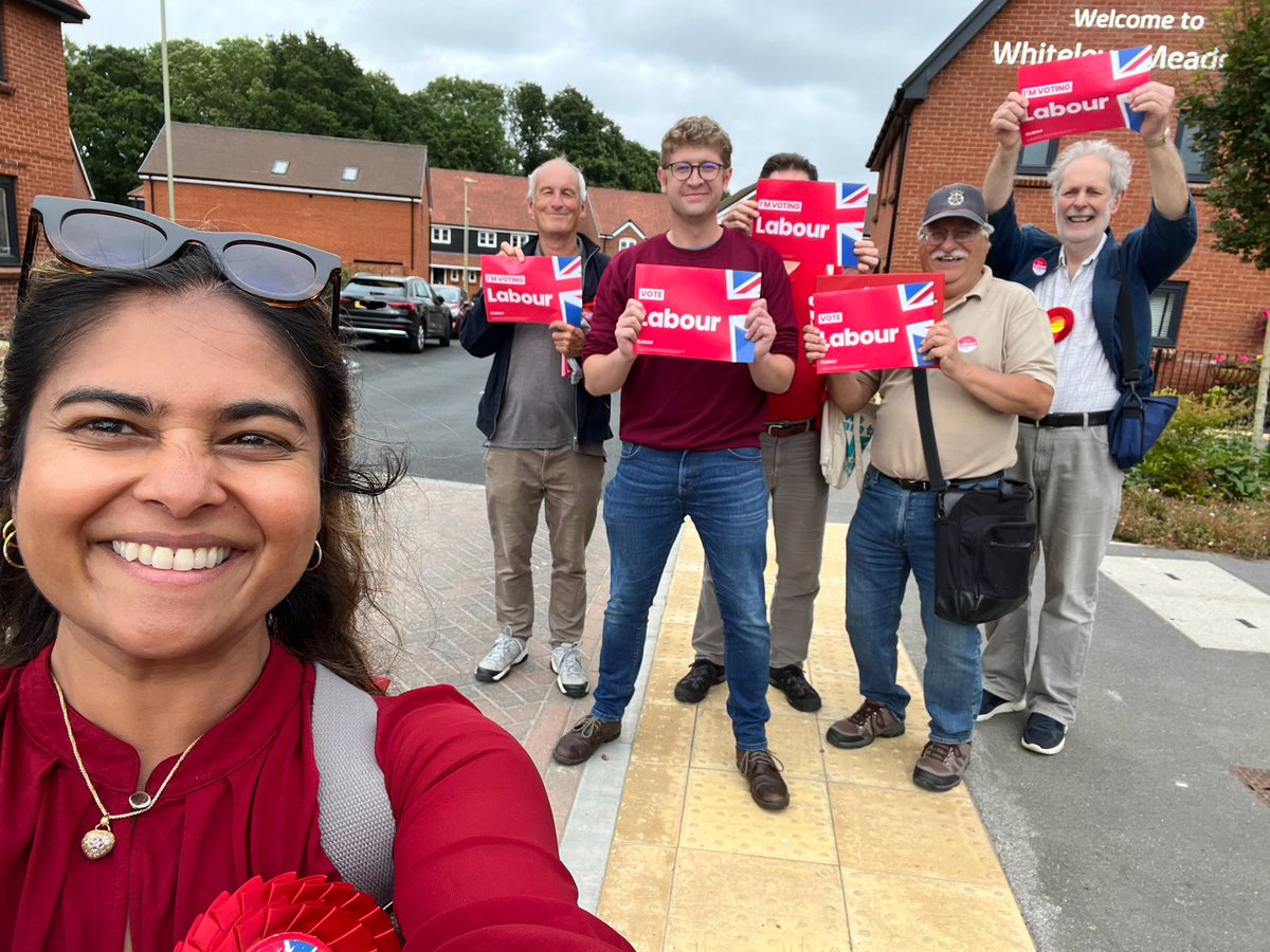 Devina4Labour's tweet photo. Polling day Eve! Another packed day across Hamble Valley in Whiteley Meadows and then Park Gate
Great conversations again, about early years provisions and the economy among other topics. Great to talk to residents about how Labour policy will make a real difference to them and their families . And a reminder to take valid ID to the polling booth tomorrow!
Vote Change
🗳️🌹Tomorrow 4th July