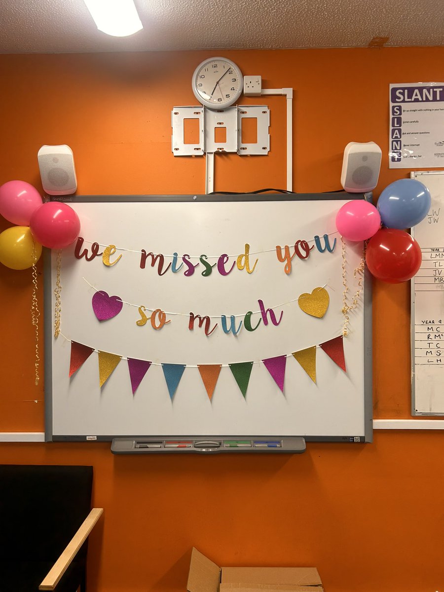 Miss Lynch tweet media