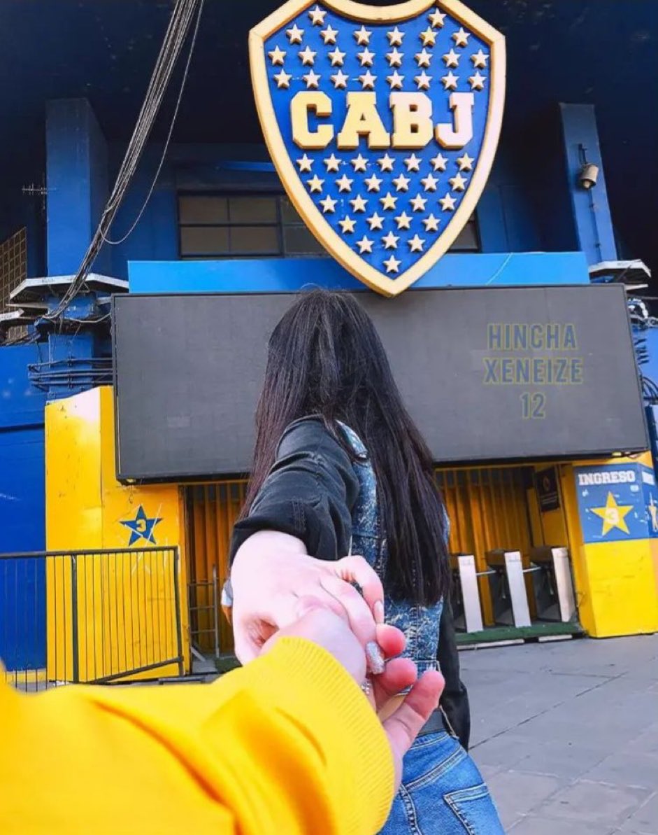 -Queres que vayamos juntos al templo del futbol?
.
.
enviar