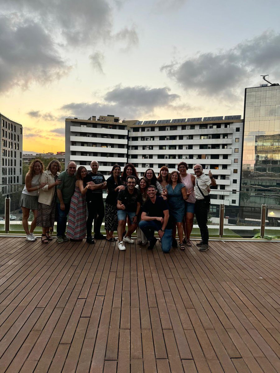 infxcanvi's tweet photo. La flama del canvi ha guanyat les eleccions al col·legi d’infermeria de Barcelona. Gràcies a totes les infermeres que ens han donat la seva confiança i el seu recolzament. Gràcies de tot cor infermeres! Ara a treballar duro per aconseguir el canvi que ens mereixen! 🫶🔥 https://t.co/Lb13aS1myM