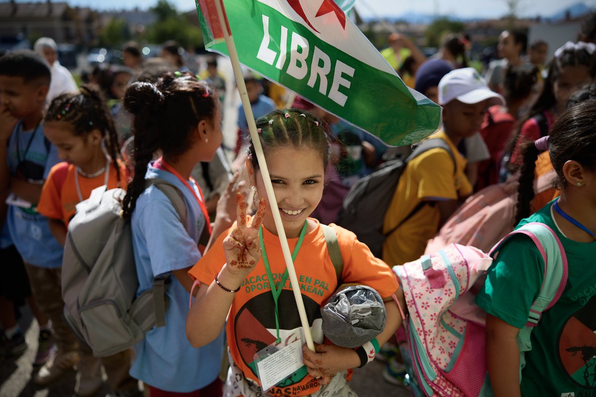UnaiBeroiz's tweet image. 93 menores saharauis han llegado a Nafarroa desde Tinduf gracias a "Vacaciones en Paz". Fueron recibidos por familias de acogida en Orkoien, ofreciendo un respiro de las duras condiciones de los campamentos. 
Orkoien.
3 de julio de 2024.
2024ko uztailaren 3a.
©Unai Beroiz