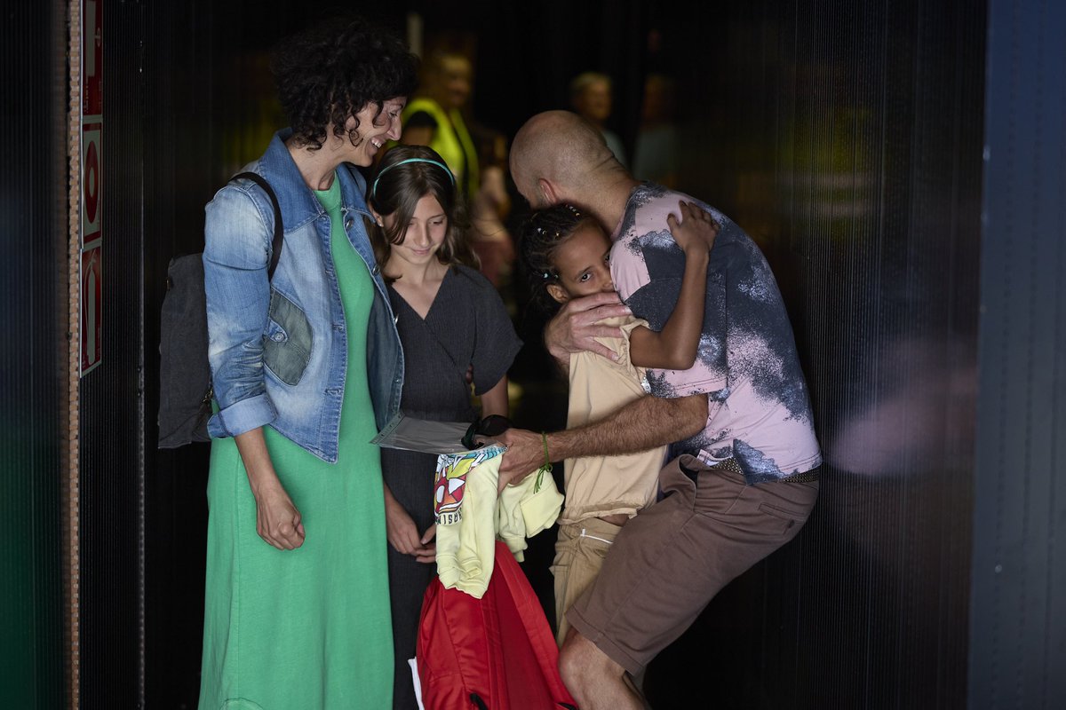 UnaiBeroiz's tweet image. 93 menores saharauis han llegado a Nafarroa desde Tinduf gracias a "Vacaciones en Paz". Fueron recibidos por familias de acogida en Orkoien, ofreciendo un respiro de las duras condiciones de los campamentos. 
Orkoien.
3 de julio de 2024.
2024ko uztailaren 3a.
©Unai Beroiz