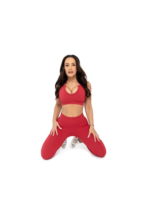 Red is the color of power and determination.. Bringing intensity and style to every workout 🔥❣️ #RedHot<a href="/tag/stayfit"class="tags"><span>#stayfit</span></a><a href="/tag/redhot"class="tags"><span>#redhot</span></a><a href="/tag/workoutmode"class="tags"><span>#workoutmode</span></a>