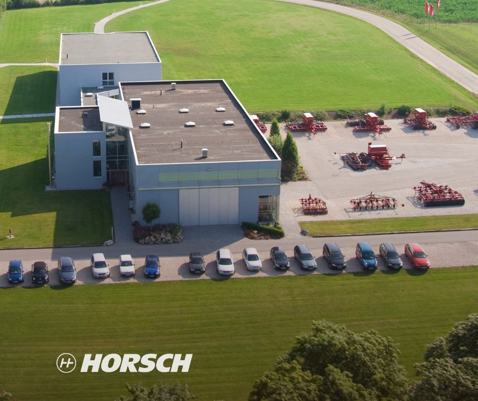 Horsch (@horschllc) on Twitter photo 40 years HORSCH - Recap part 2  
We continue our journey through 40 years of HORSCH history! ๐  
Today with a few facts about the years ๐ฐ๏ธ1994-2004:
 โถ The first contacts with Leeb were established and the first self-propelled sprayer was developed together. However, at that 40 years HORSCH - Recap part 2  
We continue our journey through 40 years of HORSCH history! ๐  
Today with a few facts about the years ๐ฐ๏ธ1994-2004:
 โถ The first contacts with Leeb were established and the first self-propelled sprayer was developed together. However, at that