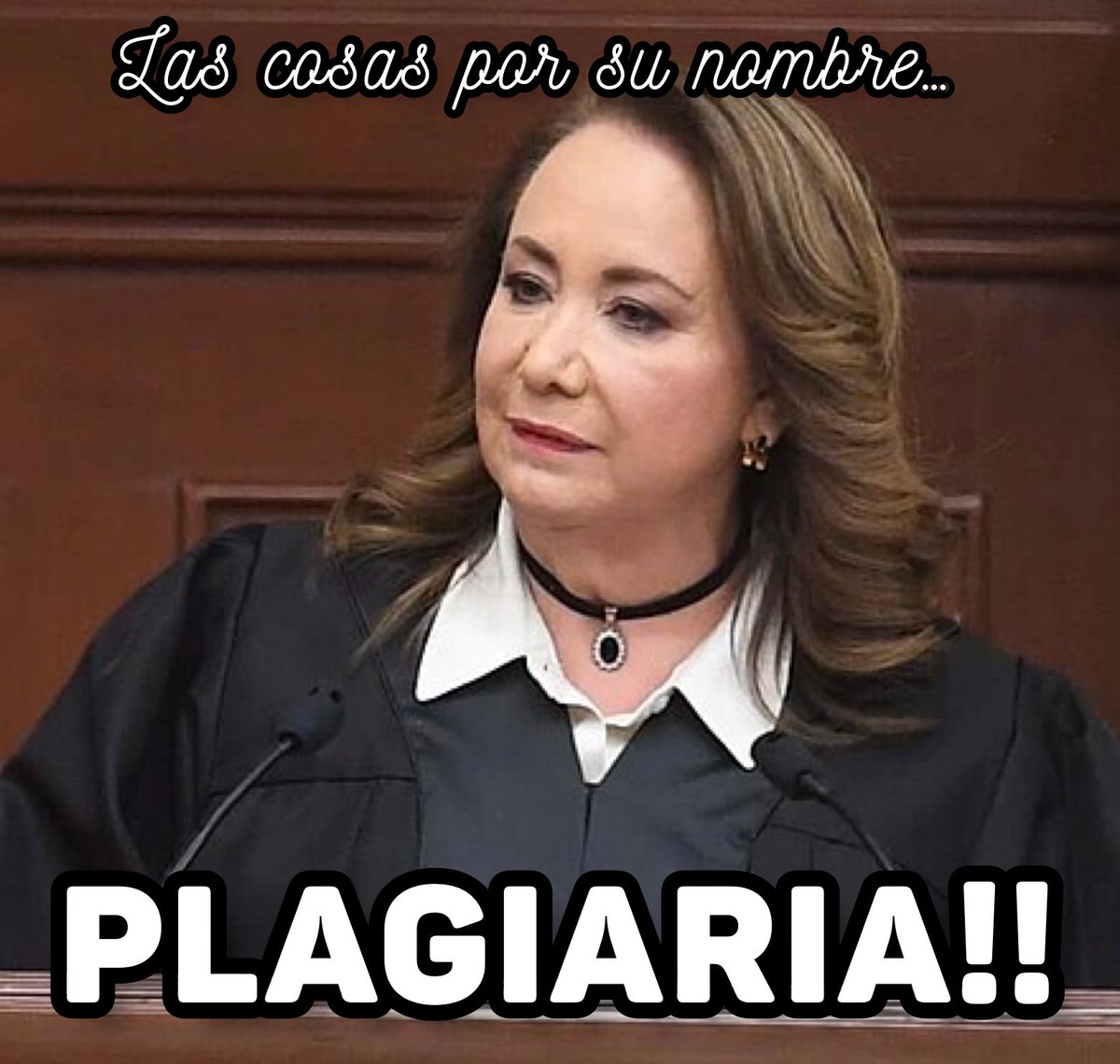 Mimi_Mx01's tweet photo. Oigansssss 

Y como llegó @YasminEsquivel_ a la SCJN, sin ser abogada⁉️

Y se atreve a pedir la renuncia de una dama que si es abogada y que se ganó su cargo con trabajo, no por tráfico de influencias…

Lo que hay que ver en la 4t 🤦‍♀️

#HijosDeMx
#ALVplanC https://t.co/rMyig0H6y5