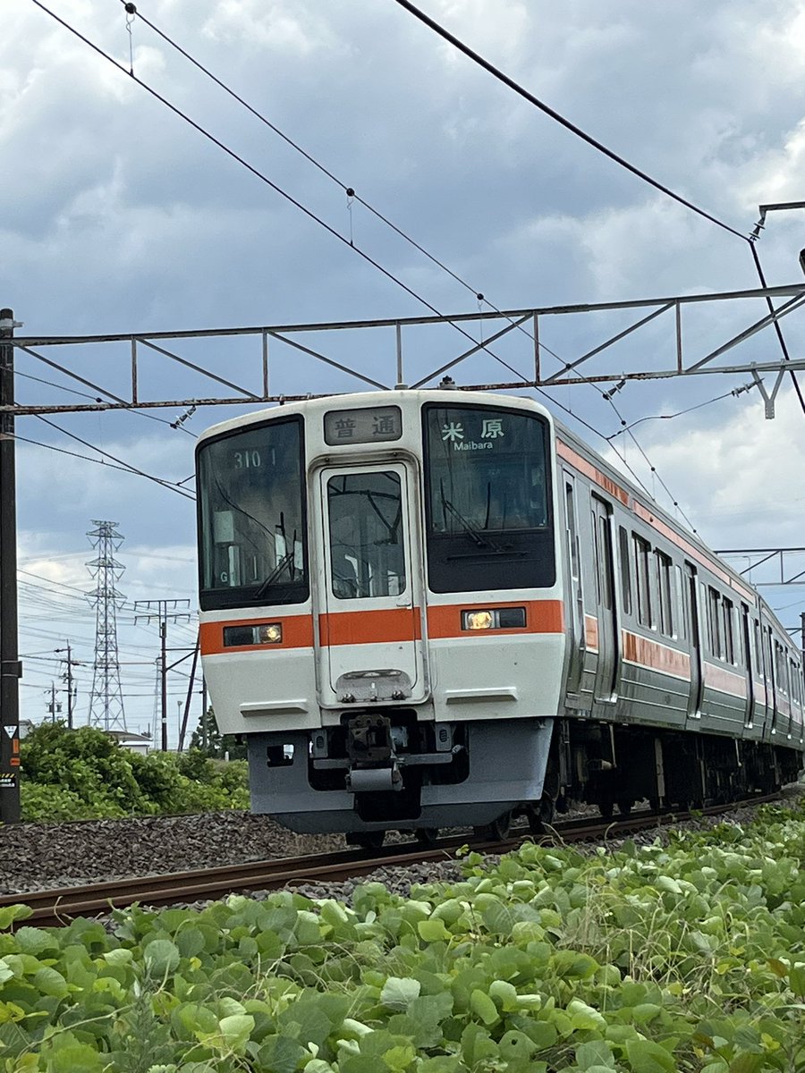 takkin_engine_d's tweet photo. 217F、普通米原行きは311系G1編成が運用に入りました🫡
#217F
#311系
#G1
#JR東海_運用 https://t.co/imuxy04I3r