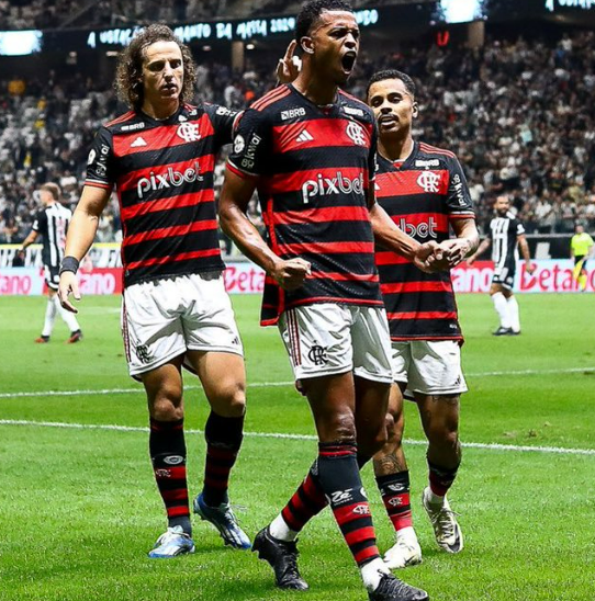 GRm7iL_bMAI5yGV?format=png&name=small