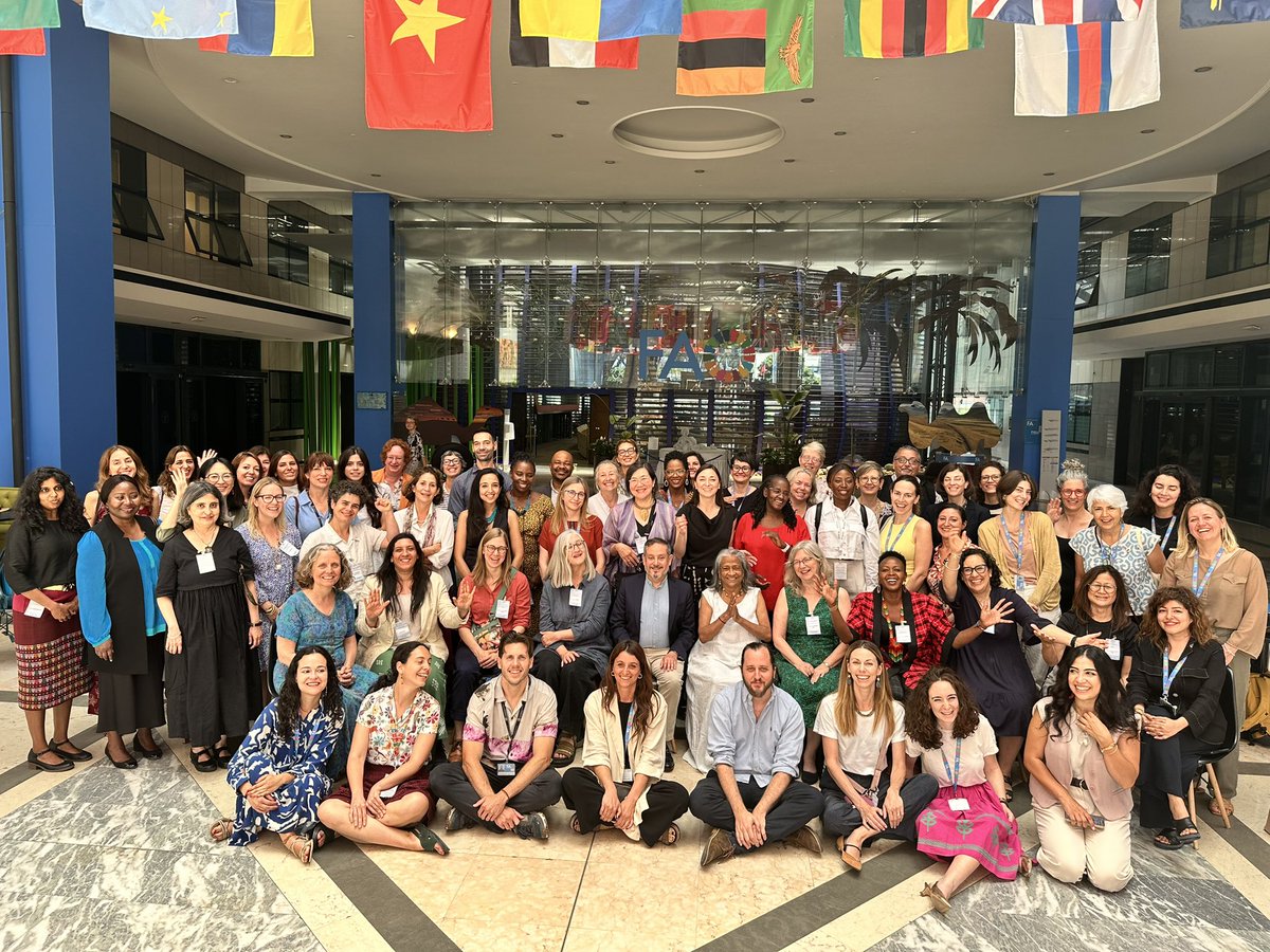 Clara Mi Young Park tweet media