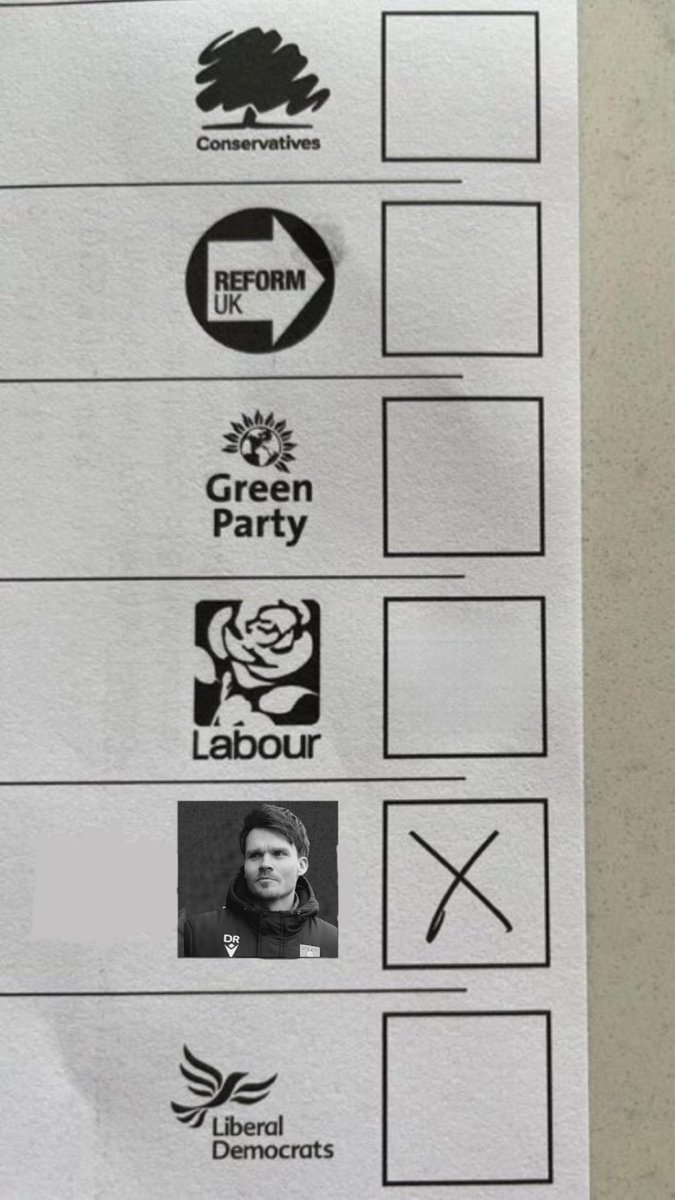 OwlsExtra's tweet photo. #VoteDanny

👊 In Röhl We Trust. 

#SWFC • #WAWAW https://t.co/FxwNPZ1Ozu