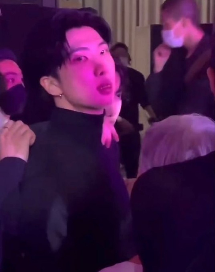 no thoughts just him