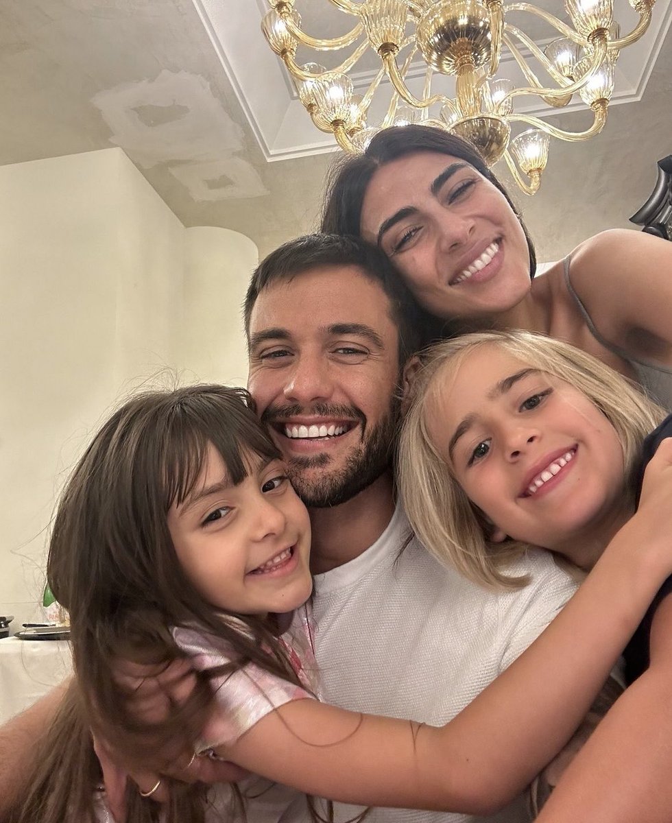 nuovamodalita's tweet photo. Io i #prelemi e i #prelemini li adoro
Quanto Amore in una foto ❤️❤️❤️❤️ https://t.co/Qezk1qV1oV