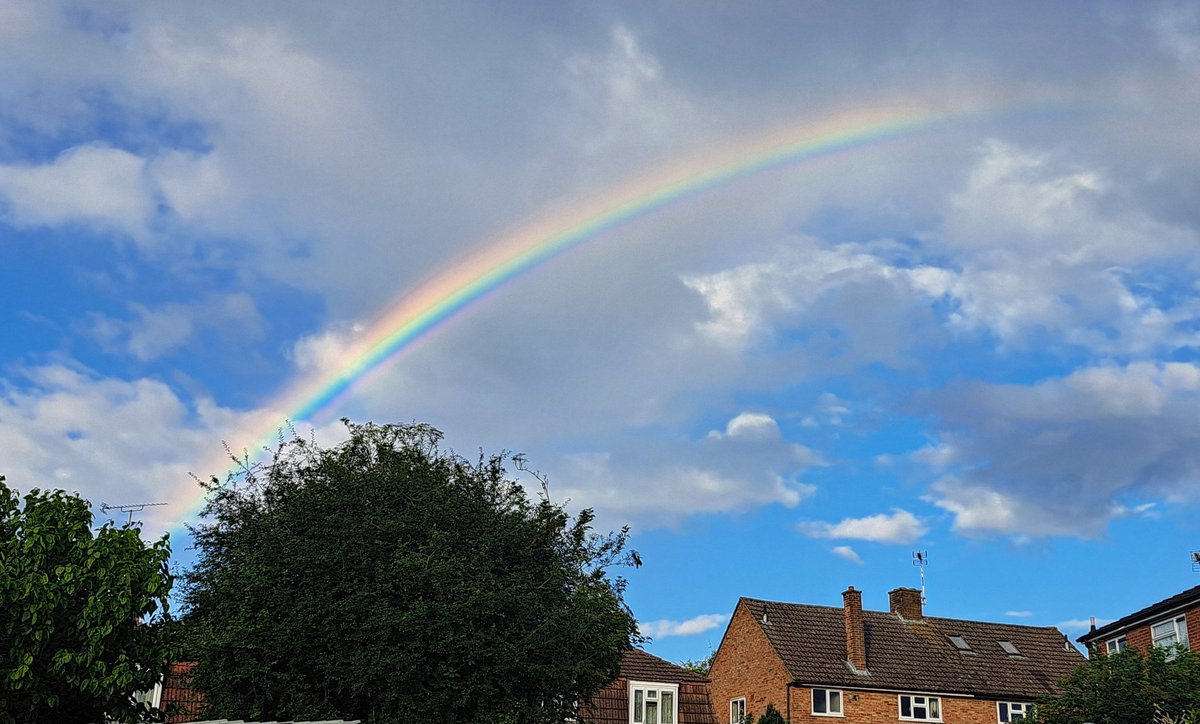 Sunshine and showers in #SaffronWalden #Essex 🌈 <a href="/UKWeatherLive/">UK Weather Live</a> <a href="/AngliaWeather/">Anglia Weather</a> <a href="/bbcweather/">BBC Weather</a> <a href="/metoffice/">Met Office</a> <a href="/ChrisPage90/">Chris Page - Weatherman</a> <a href="/WeatherAisling/">Aisling Creevey</a> <a href="/AmandaHouston/">Amanda Houston</a> <a href="/carolkirkwood/">Carol Kirkwood</a> <a href="/Kate_Kinsella/">kate kinsella</a> <a href="/lizzieweather/">Elizabeth Rizzini</a>