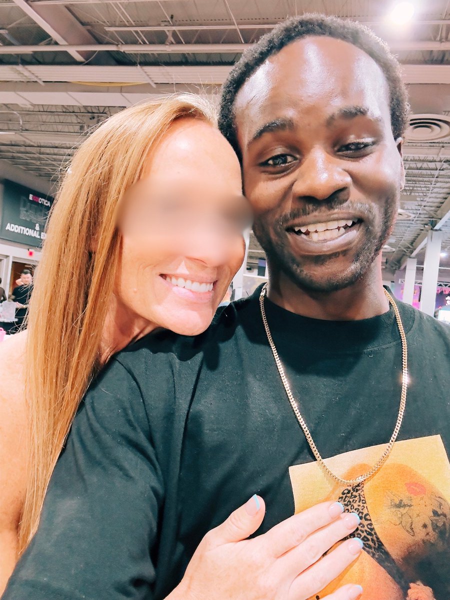 I met <a href="/Applejacks11_/">Emily</a>  over the weekend. She a vibe in person her man lucky. Red heads 🔥🔥🔥🤌