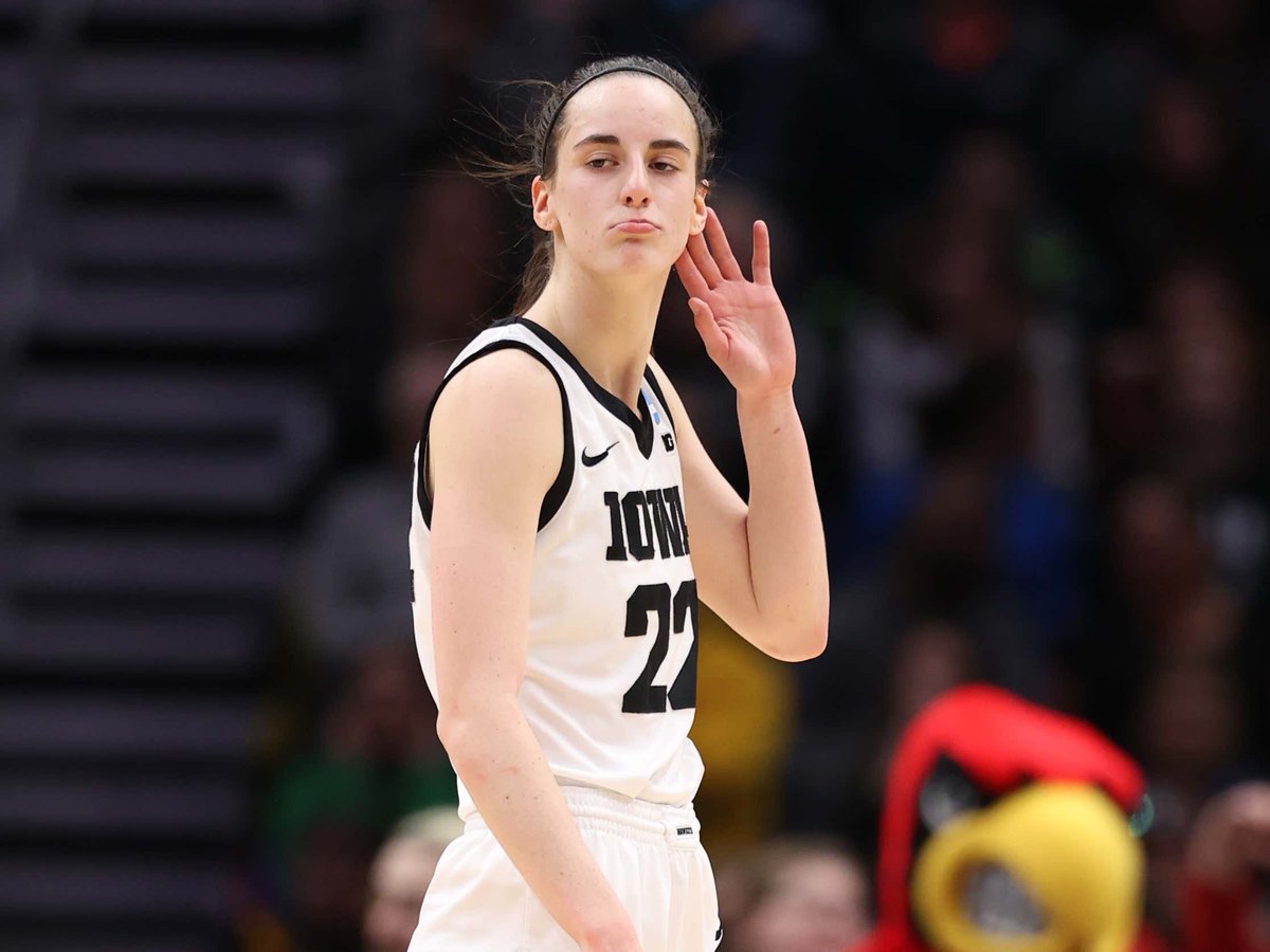 barstoolsports's tweet photo. Caitlin Clark Led The WNBA All-Star Voting With 700,735 Votes.....Just A Few More Than Last Year's League Leader's 95,000 Votes https://t.co/NhgOisL83i https://t.co/w7a5jeyJs7