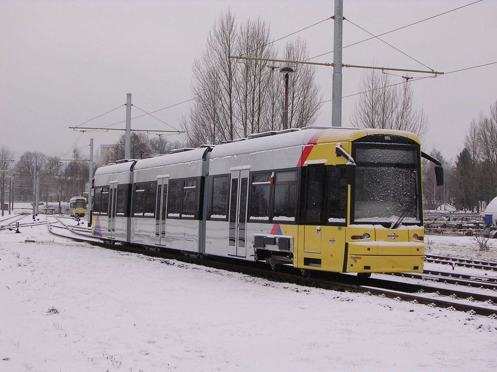 🥶 How cold is it this week?! 
 
Don’t worry though, our trams have seen worse. 👀

😁 They were put through their paces in some icy conditions during testing in Germany, before going into service on our network in 2005.