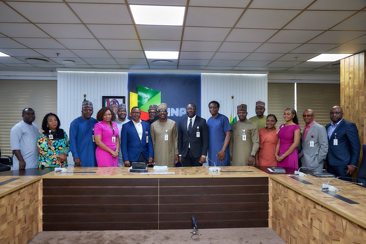 nnpclimited's tweet photo. PHOTO NEWS:

Earlier today at the NNPC Towers, Abuja, the Nigerian Pipelines and Storage Company Limited (NPSC), a downstream subsidiary of the NNPC Ltd. has signed an agreement with WAGL Energy Limited for the provision of Operation and Maintenance (O and M) Services to the Escravos Crude Oil Terminal Facility.