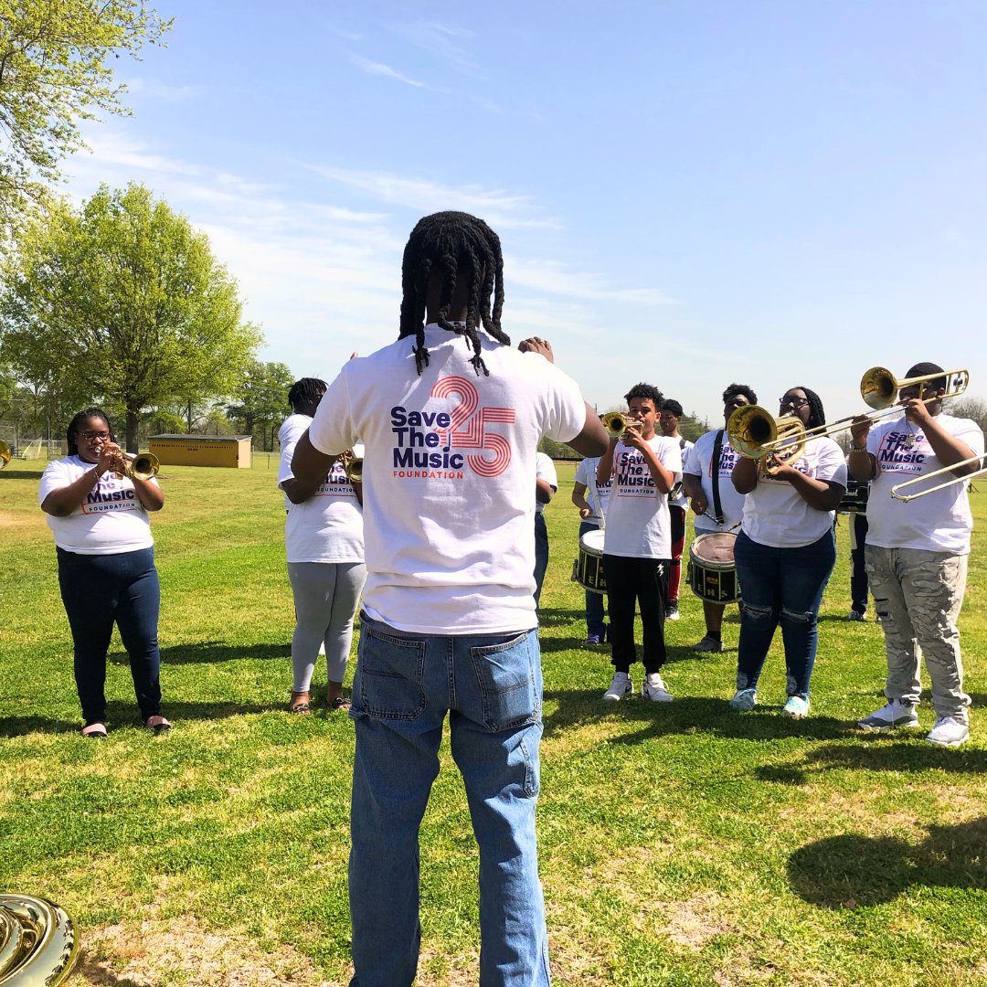 Save The Music (@savethemusicfdn) on Twitter photo Shoutout to Amanda Elzy Jr. High School, our Core Band Grant recipient in Greenwood, Mississippi! πΊ #BandClass is more than just musicβit's about teamwork, discipline, and creativity. π£ If your life had a band soundtrack, what would be the opening song? <a href="/GLCSchools/">Greenwood-Leflore Consolidated School District</a> #musicsaves Shoutout to Amanda Elzy Jr. High School, our Core Band Grant recipient in Greenwood, Mississippi! πΊ #BandClass is more than just musicβit's about teamwork, discipline, and creativity. π£ If your life had a band soundtrack, what would be the opening song? <a href="/GLCSchools/">Greenwood-Leflore Consolidated School District</a> #musicsaves