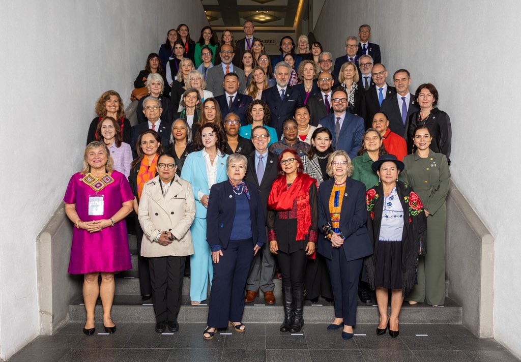 📸 La canciller <a href="/aliciabarcena/">Alicia Bárcena</a> clausuró esta tarde la III Conferencia Ministerial sobre Políticas Exteriores Feministas, con <a href="/nadgasman/">Nadine Gasman</a> de @INMUJERES, <a href="/leticia_bonifaz/">Leticia Bonifaz</a>, las senadoras <a href="/M_OlgaSCordero/">Olga Sánchez Cordero</a> y <a href="/MarcelaMoraA/">E Marcela Mora A</a>, <a href="/MarijaPBuric/">Marija Pejčinović Burić</a> de <a href="/coe/">Council of Europe</a>, <a href="/MoniPizani/">Moni Pizani</a> de <a href="/ONUMujeresMX/">ONU Mujeres México</a>,