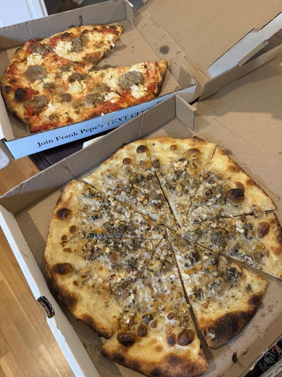 Marc McMullen (@marcamcmullen1) on Twitter photo Couldnโt make it to New Haven, but had to Introduce some on a few slices of Greatness ๐ Est. 1925 ๐<a href="/frankpepepizza/">Frank Pepe Pizzeria Napoletana</a> #GoodEats Couldnโt make it to New Haven, but had to Introduce some on a few slices of Greatness ๐ Est. 1925 ๐<a href="/frankpepepizza/">Frank Pepe Pizzeria Napoletana</a> #GoodEats