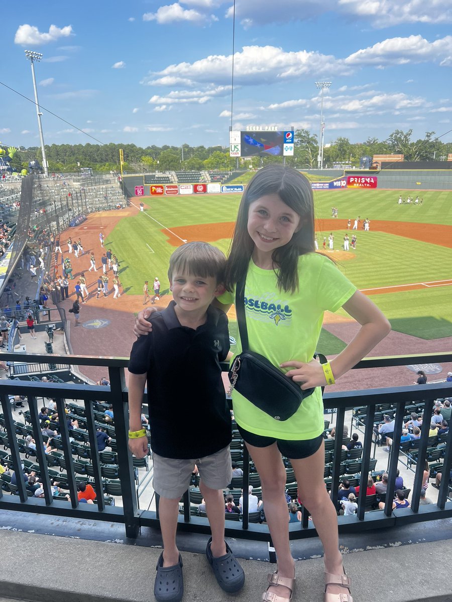 Lindsay Hummers tweet media